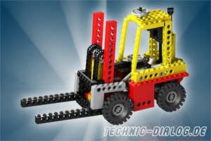 Lego 8843 Forklift Truck