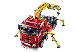 Lego 8258 Truck mit Schwenkkran
